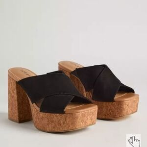 Torrid Black and Tan Platform Mules Size 8